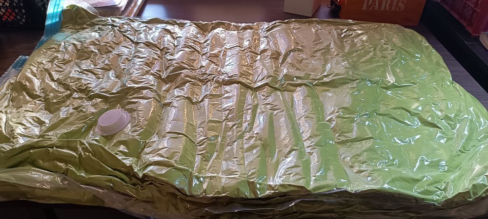 Продам одеяло двухспальный тёплый