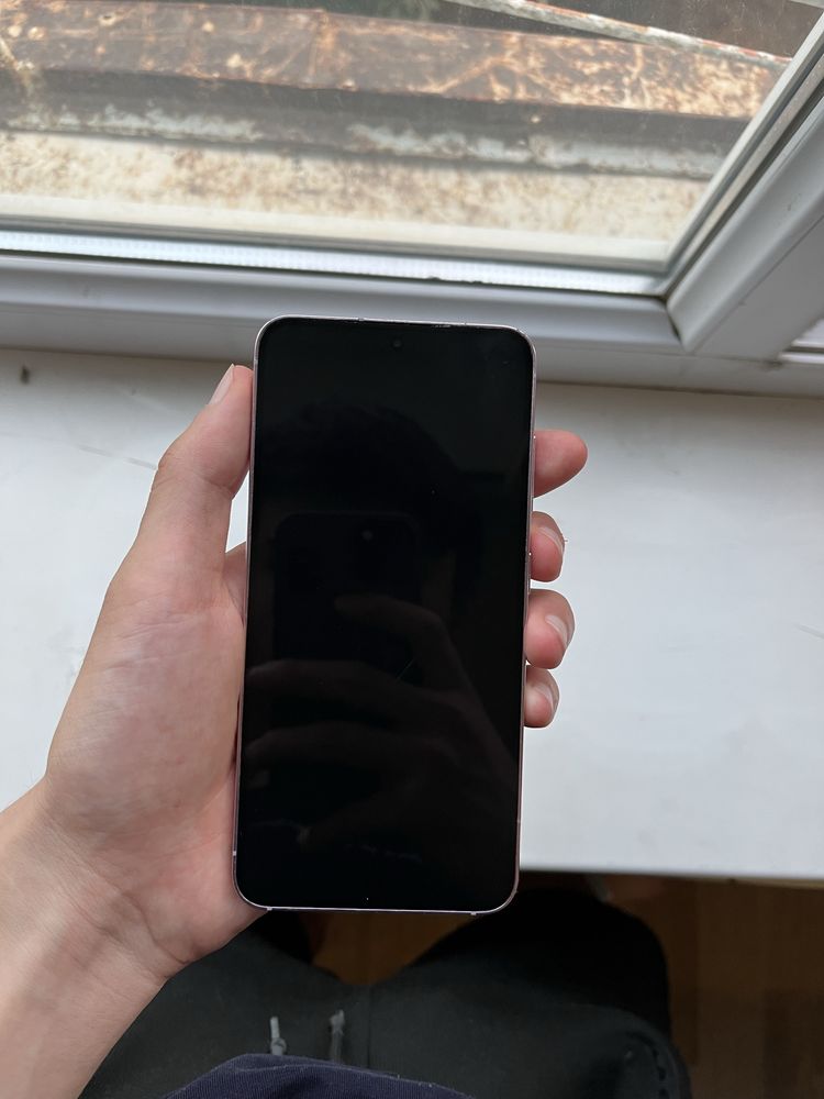 Samsung S23 8/256