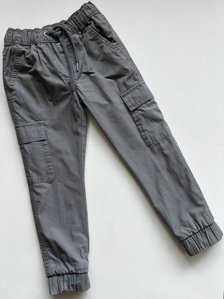 Pantaloni cargo C&A marimea 104cm