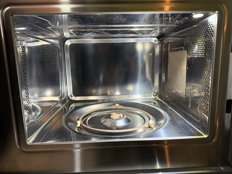 Микровълнова фурна NEFF