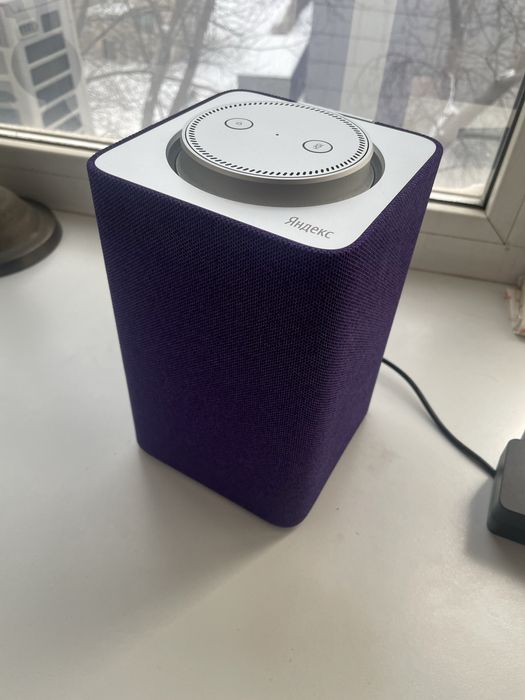 Продаю Яндекс станцию. Модель YNDX-0001