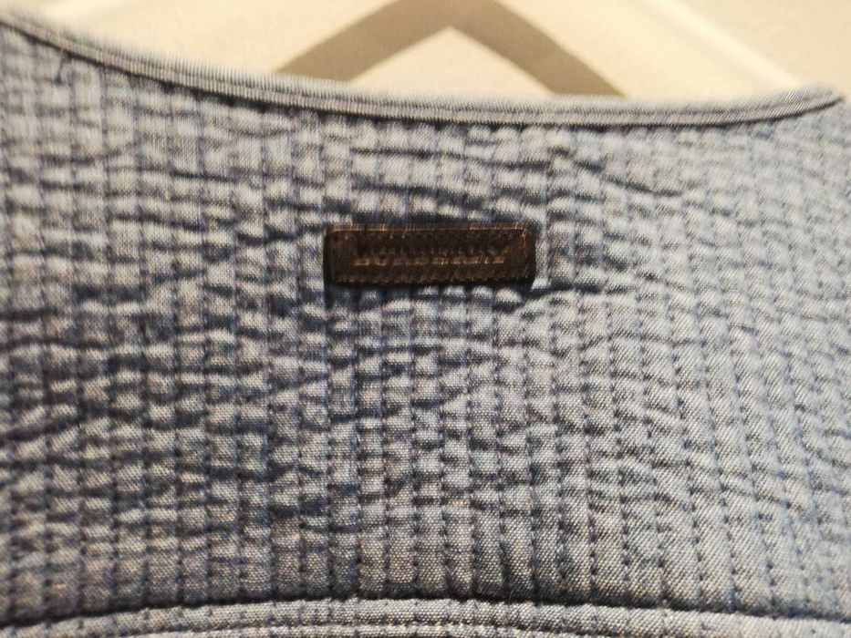 Geaca burberry original, pt fete de 10 ani