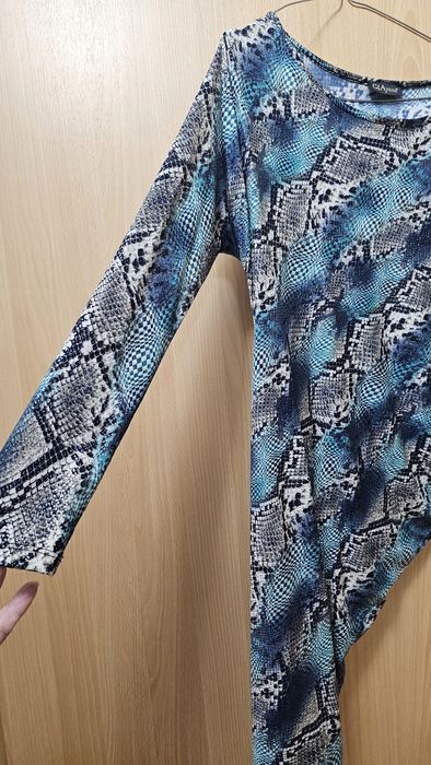 Rochie mini/ bluză lucioasă 36-38