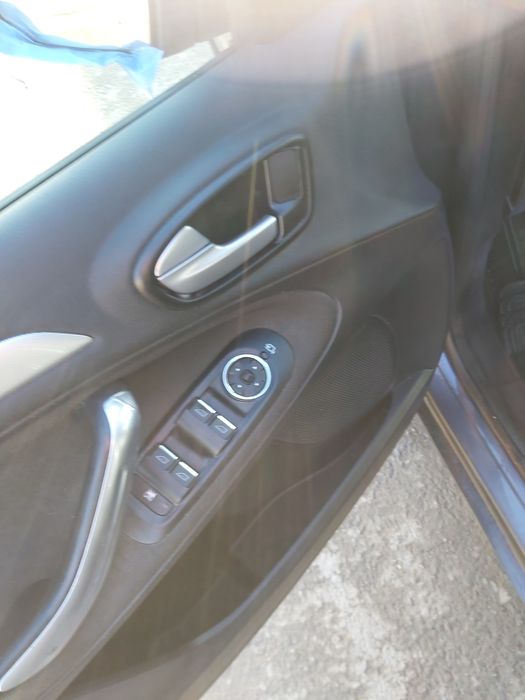 Ford galaxy 2009 vand sau schimb