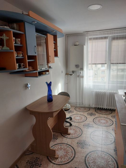 Vând apartament 2 camere