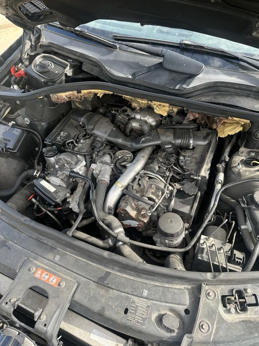 Capota Mercedes  ML W164 ML320CDI faruri aripi portiere stop stanga