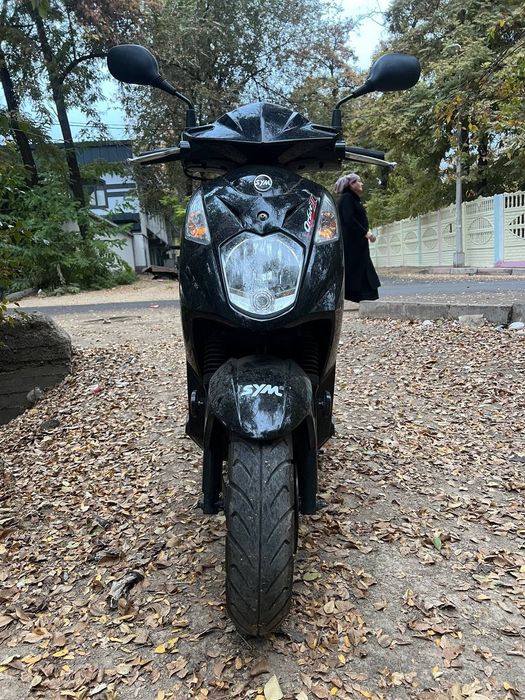 Pravasiz miniladigon skuter