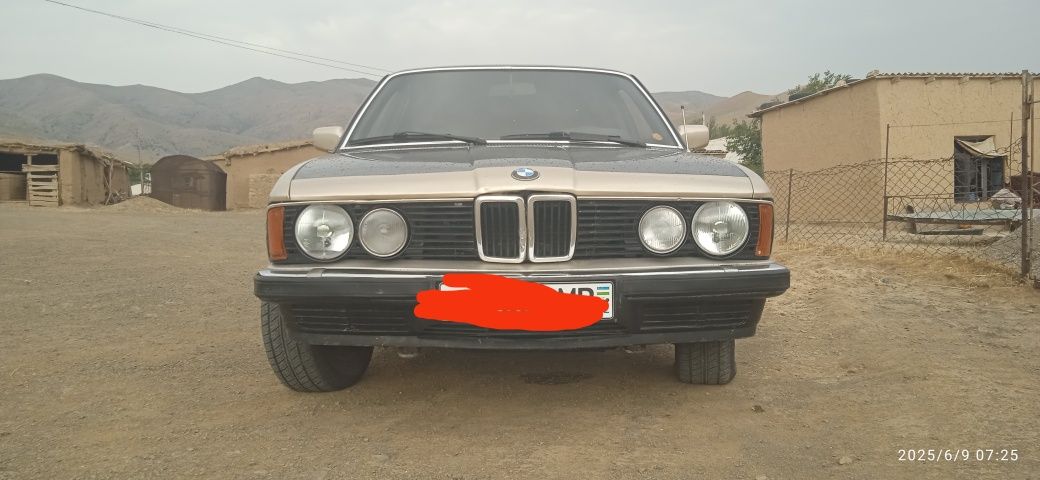 Bmw marka 728i benzin