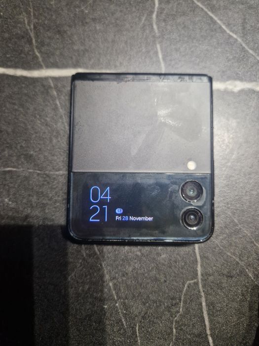 Display original Samsung Z flip 3