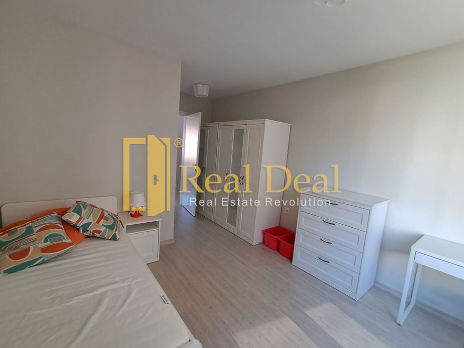 Дава се под наем Тристаен апартамент в София, Витоша - 95 кв.м за 720 € - Снимка #9