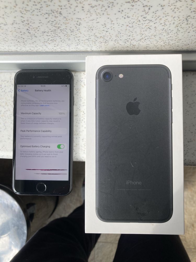 Iphone 7 128 GB. с батерия на 100%