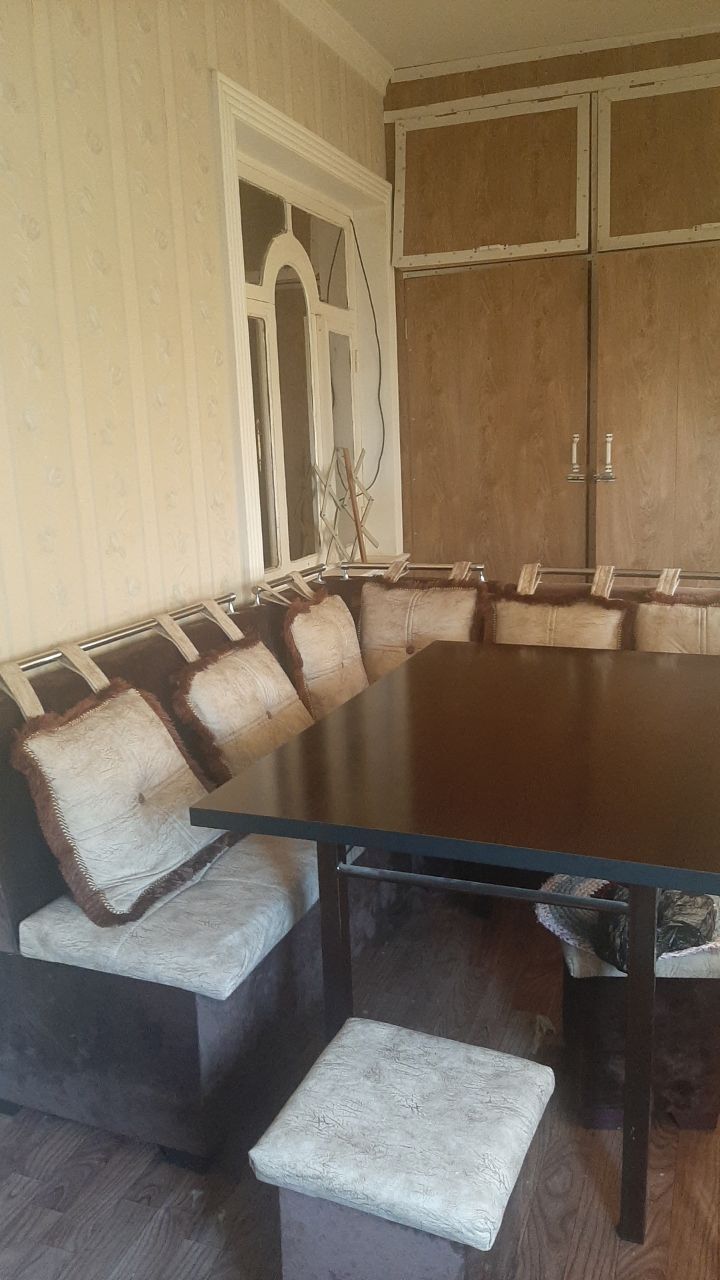 Kogon shaxar Kbshda 4 xonalik dom srochniga Sotiladi