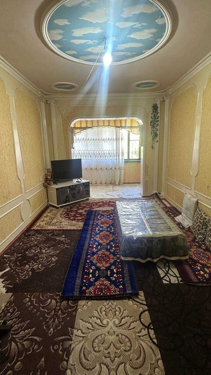 Продается 92 кв.м. 4/5/5 Ахмад Югнакий, ТТЗ, Балкон 2*6 №134 Кристина