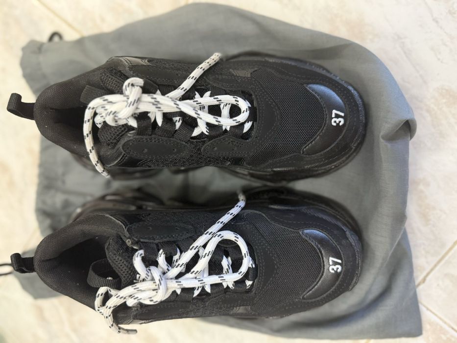 Обувки Balenciaga Triple s