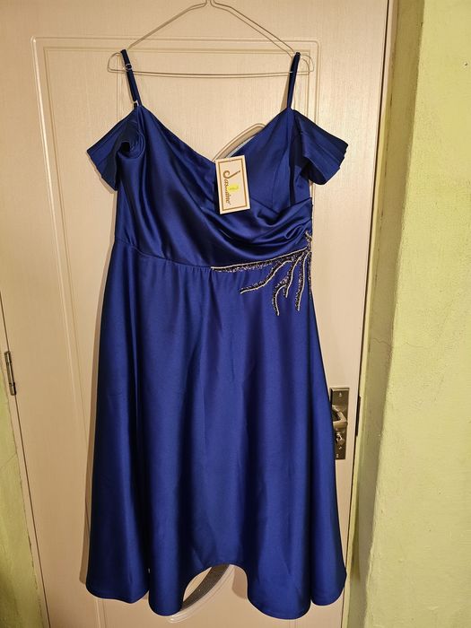 Rochie eleganta  rosu ferari din tafta de calitate