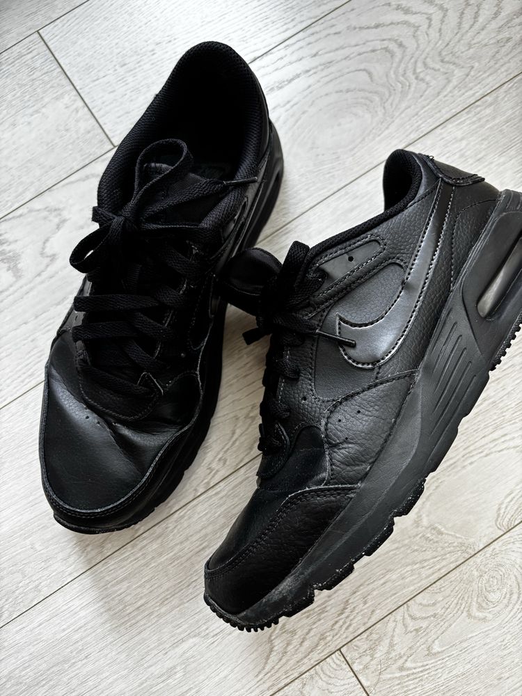 Мъжки кожени маратонки NIKE (42.5) - почти нови!