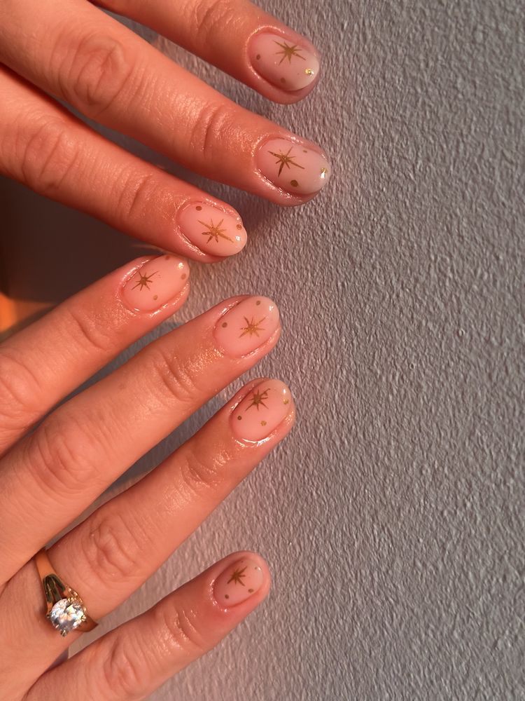 Manichiura oja semipermanenta si constructie gel