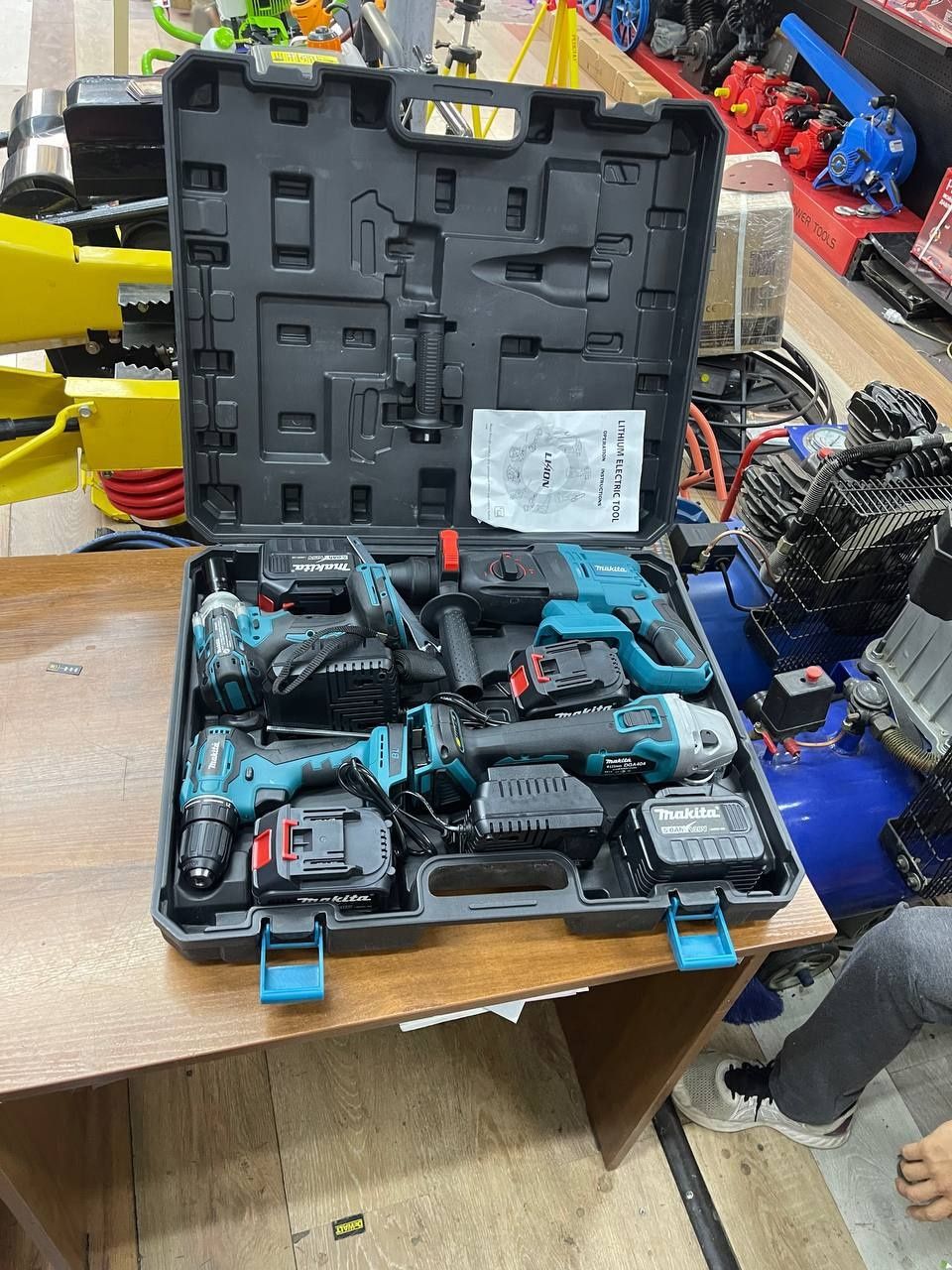 Новые шуруповерты дрель Makita - Dewalt - Bosch