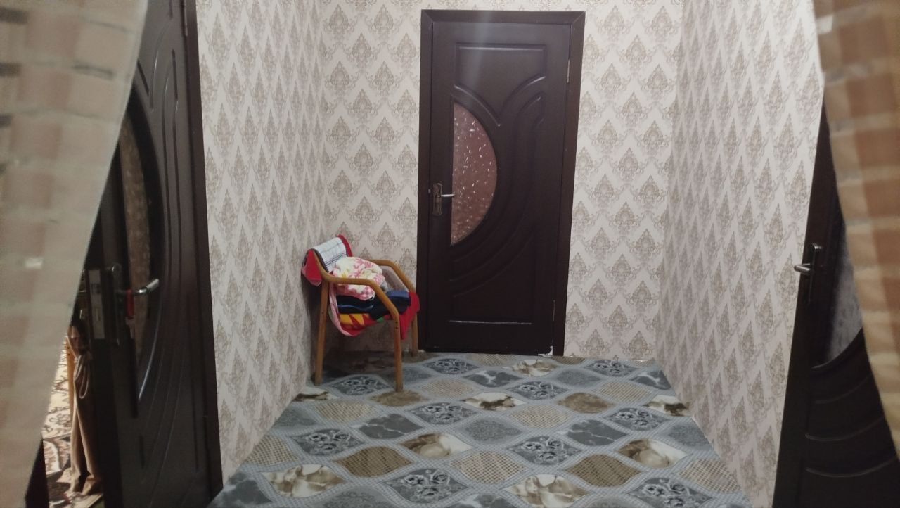 Srochna sotiladi 8 sotix hovli