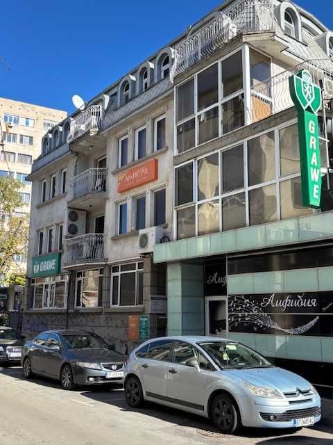 Продава се Офис в Русе, Център - 947 кв.м за 754 €/кв.м - Снимка #2