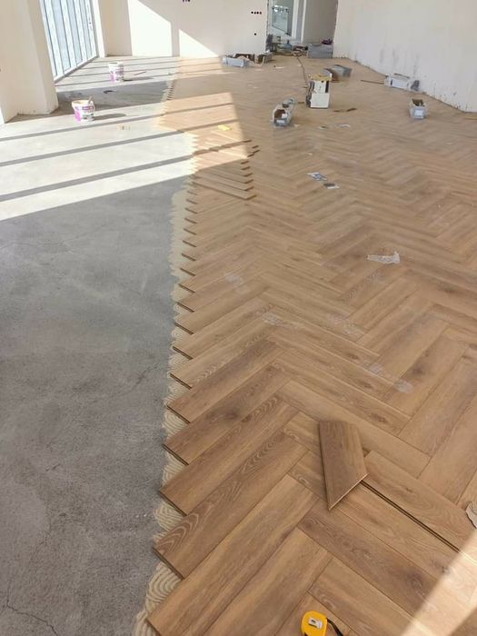 Montez și rașchetez  raschetare  recondiționare șlefuire parchet de la