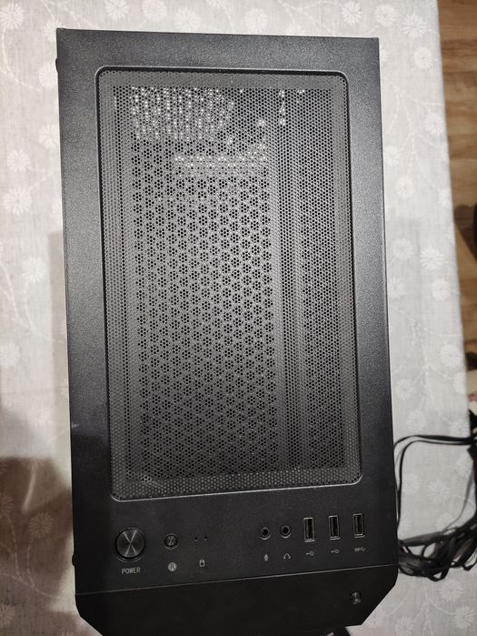 Кутия Forton cmt192 и захранване fsp hyper pro