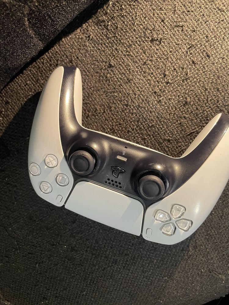 Джойстик за PlayStation 5