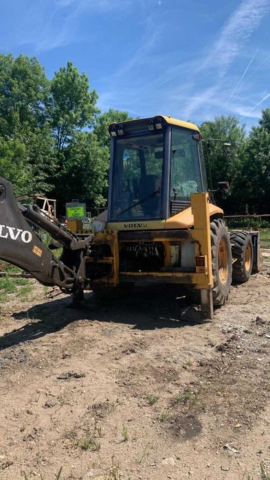 Excavator Liebherr R926 LC Litronic brat lung si Buldoexcav VOLVO BL71