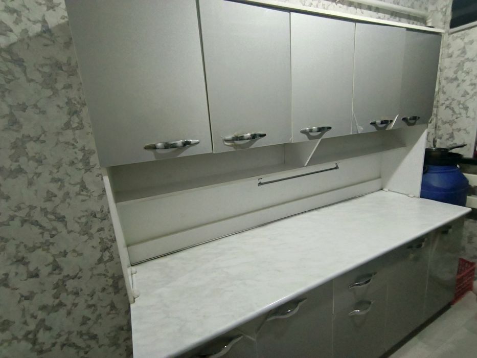 Кухонный стенка сатылады