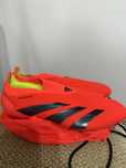 Ghete fotbal Predator Hybrid Touch2.0 noi cu eticheta marimea 44 2/3!