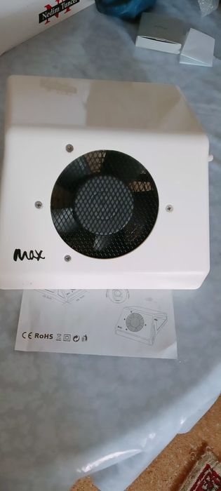 Продам пылесос Новый для маникюра