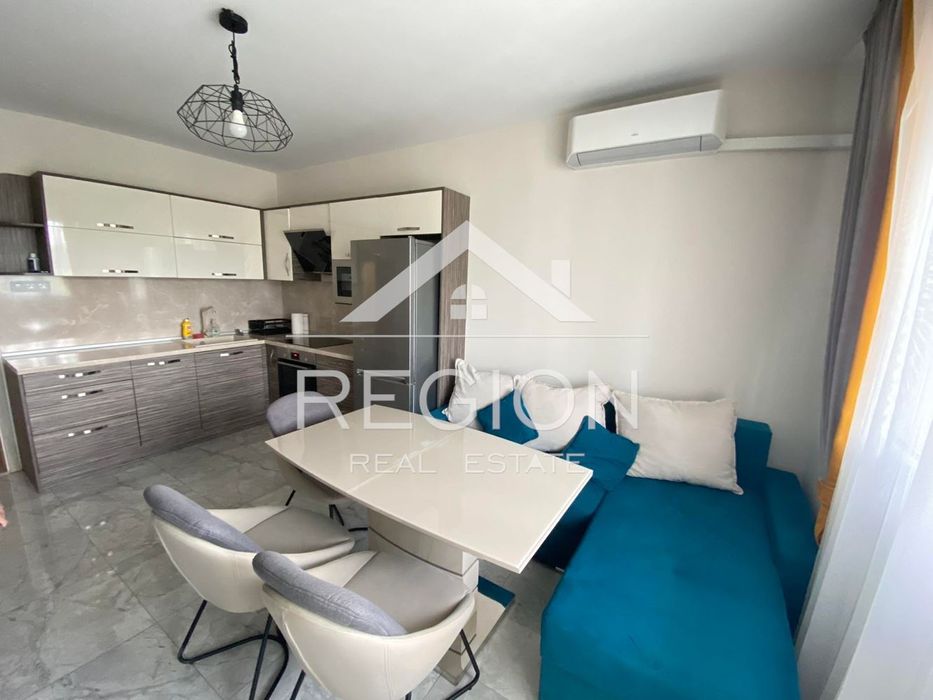 Дава се под наем Тристаен апартамент в Варна, Владислав Варненчик - 82 кв.м за 510 € - Снимка #1