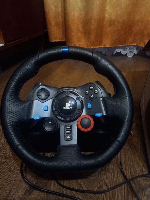 Volan Logitech g29 + Schimbator Thrustmaster