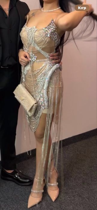 Рокля от reina store