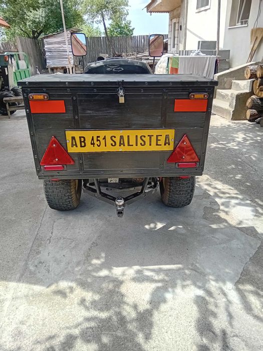 Vand Tractoraș Cub Cadet