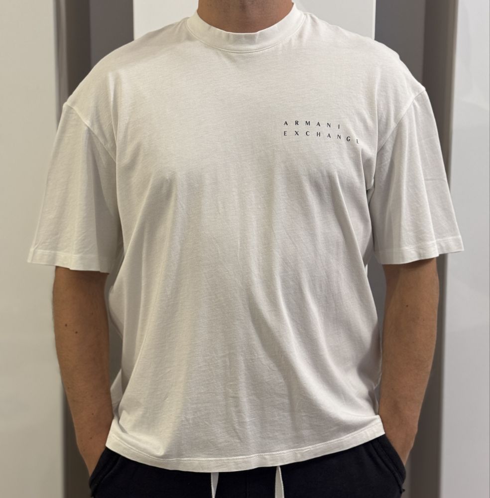 Vand tricouri Calvin Klein, Hugo, Armani