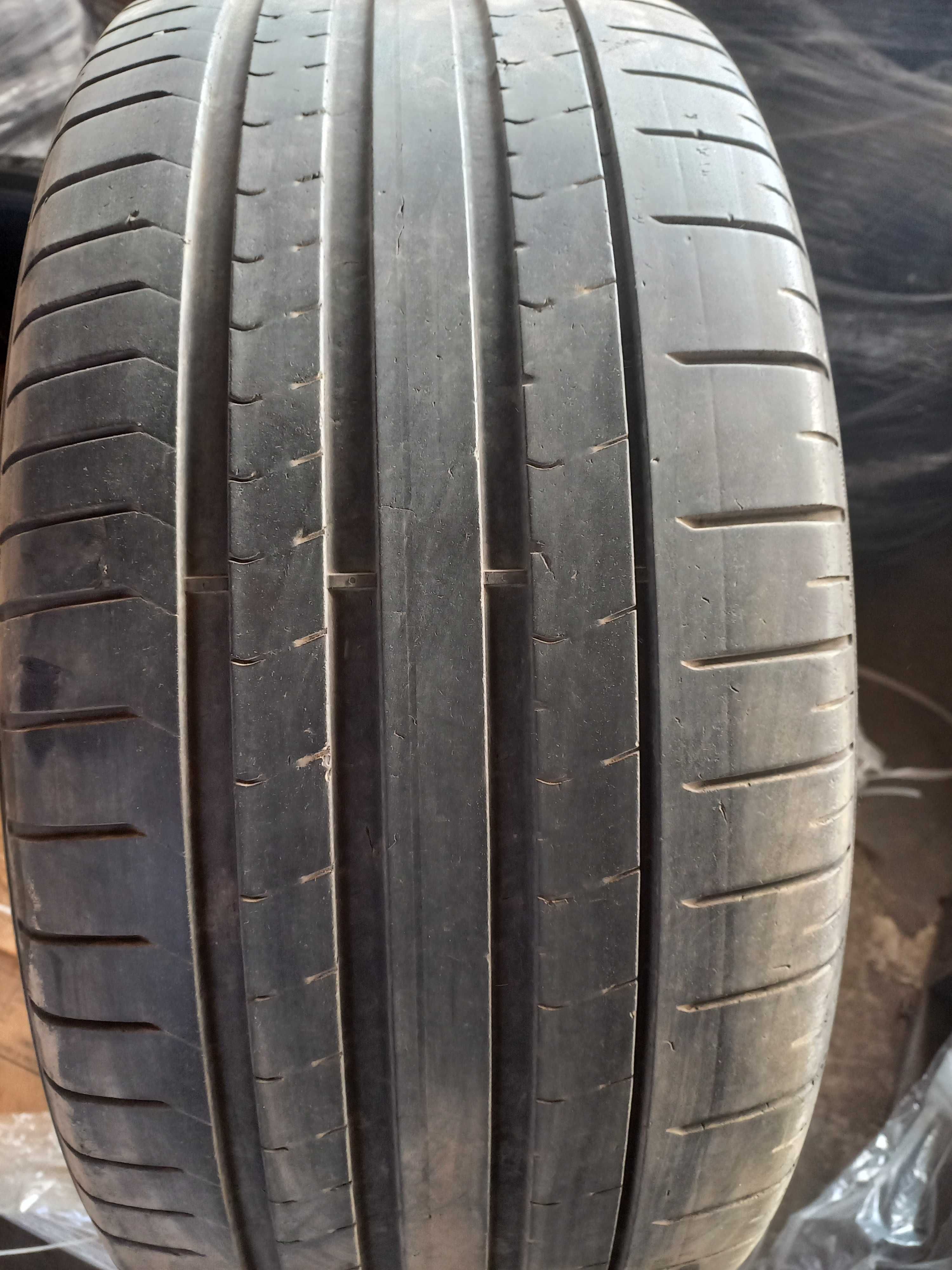 Гуми  Pirelli 285/40R21