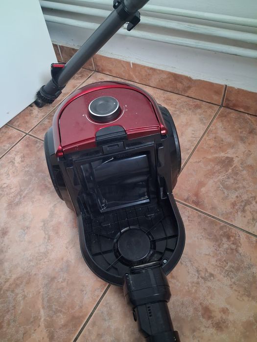 aspirator toshiba vcblo70c(r) cu canistra - 700 w