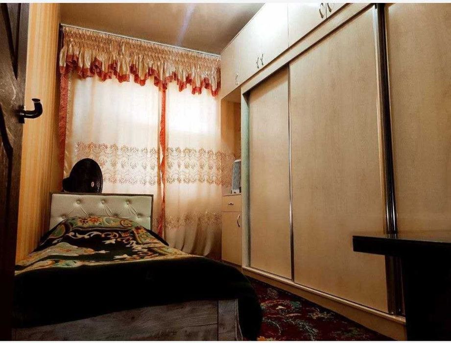 Продаётся 2/5/5 Юнусабад 18 Общая площадь 57м2, два балкона 2*3м