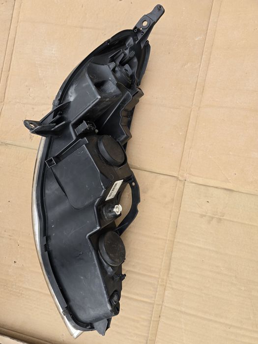 Фар ляв десен за Peugeot 407 / Пежо 407