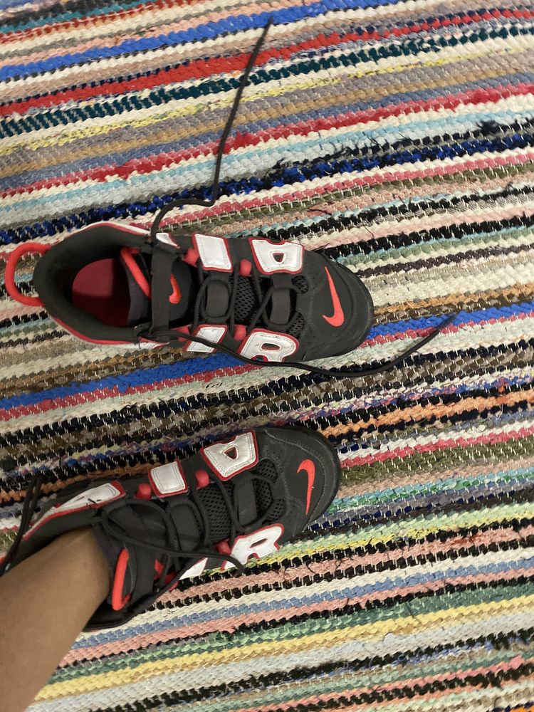 uptempo nike air