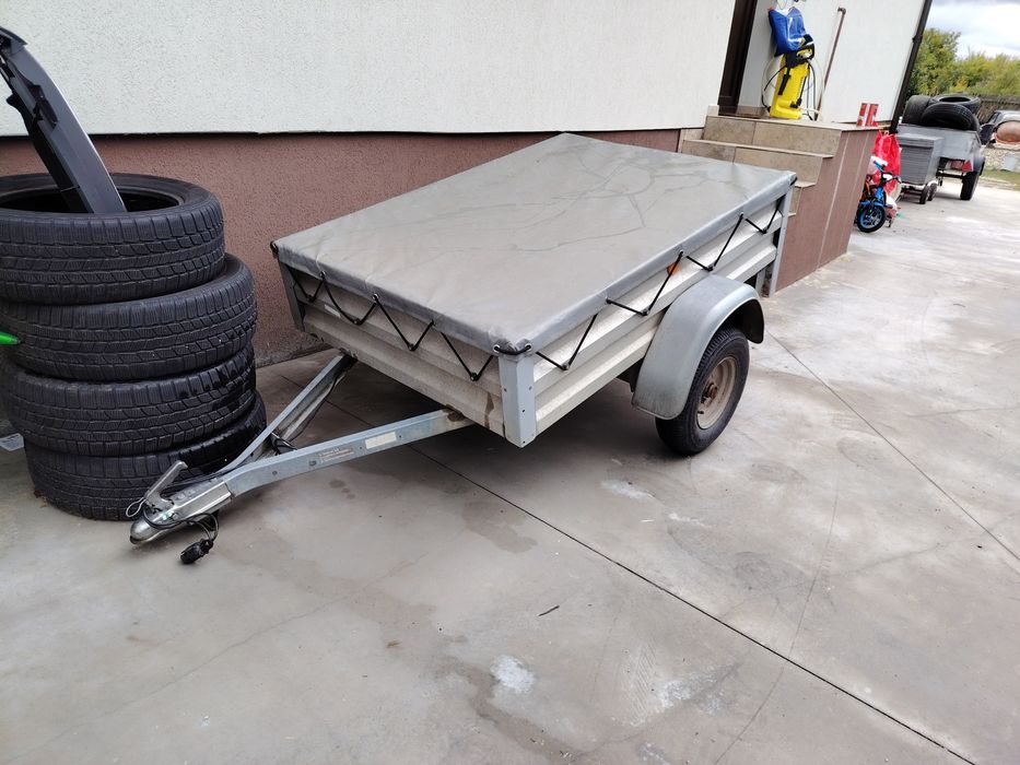 Remorca stema 550 kg