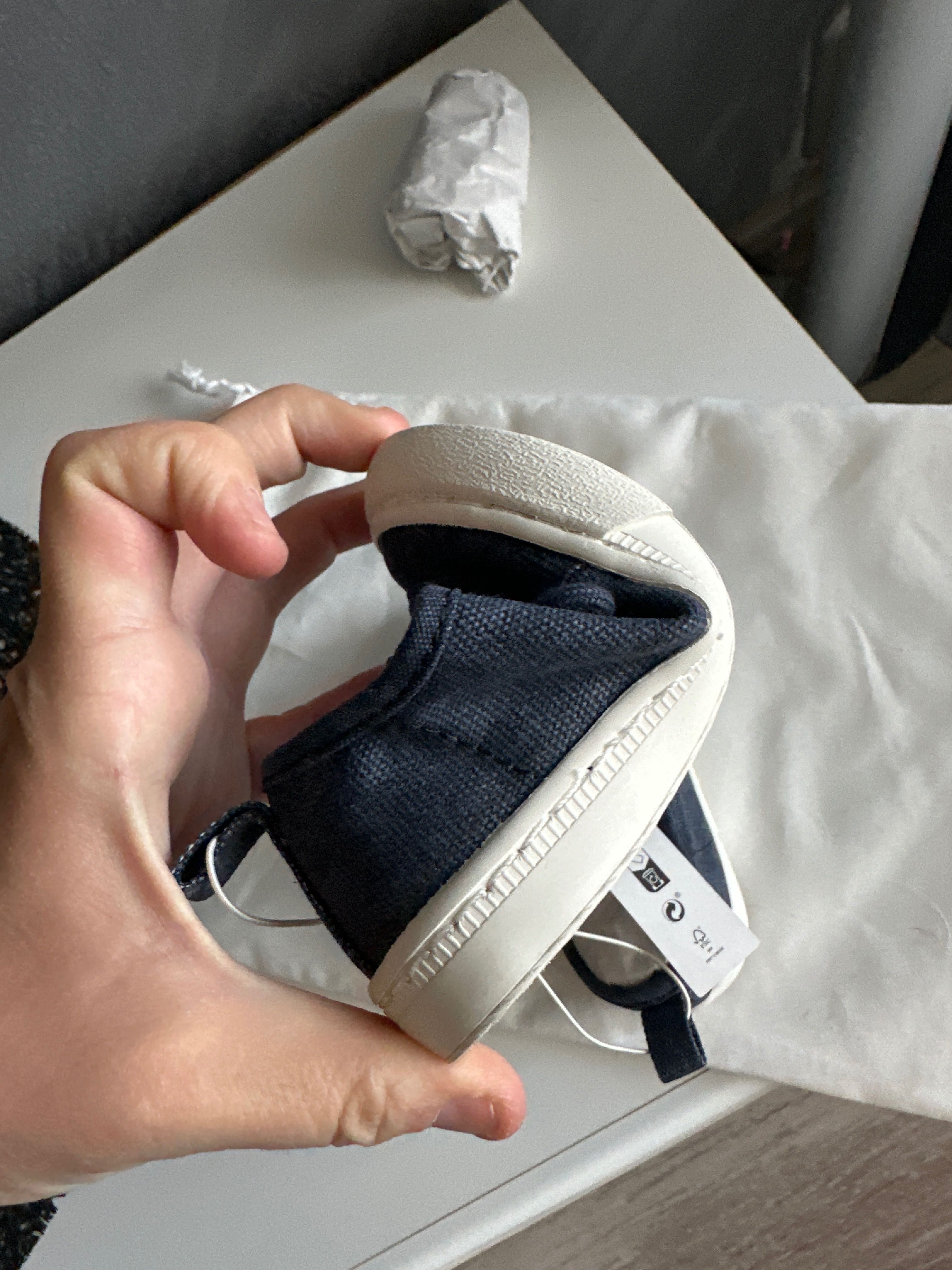 Бебешки детски обувки нови Zara 22/23 номер налични кецове,мокасини