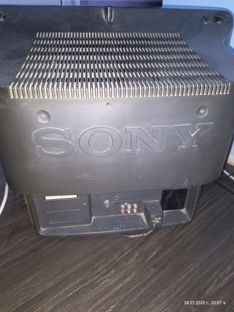 Работещ телевизор Sony Trinitron