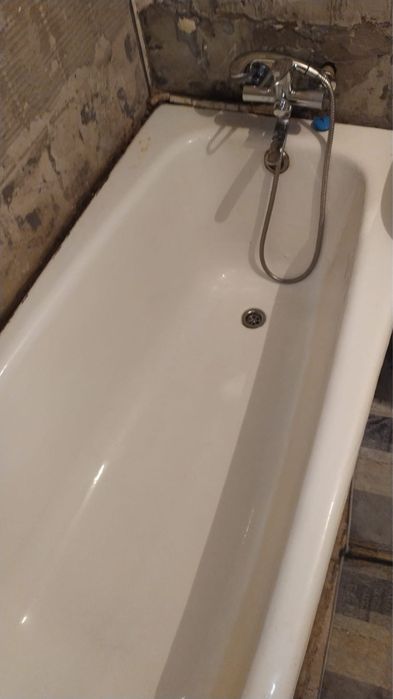 Ванна чугунная белая