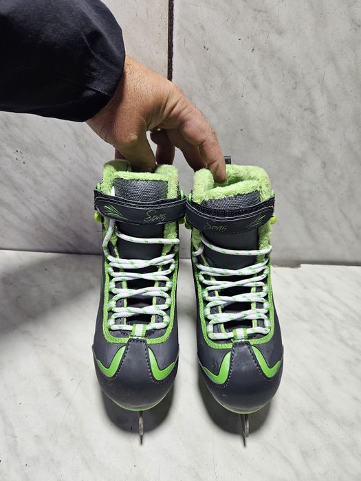 Patine 2002 gheata patinaj artistic Riedell marime eu  32-33 (21 cm)