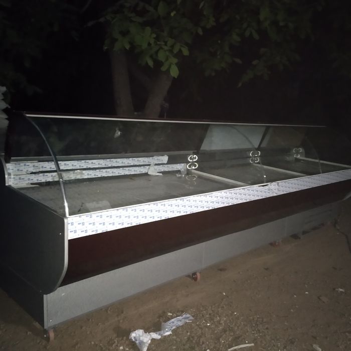 витрина холодильник