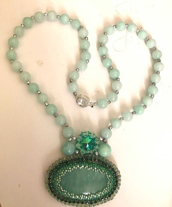 Colier handmade cu amazonit caboson si pietre de amazonit