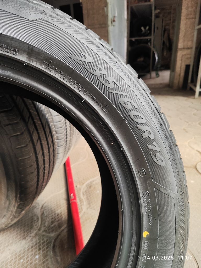 Galaxia 235/60 R19