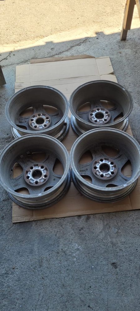 Продам титановый диски R15